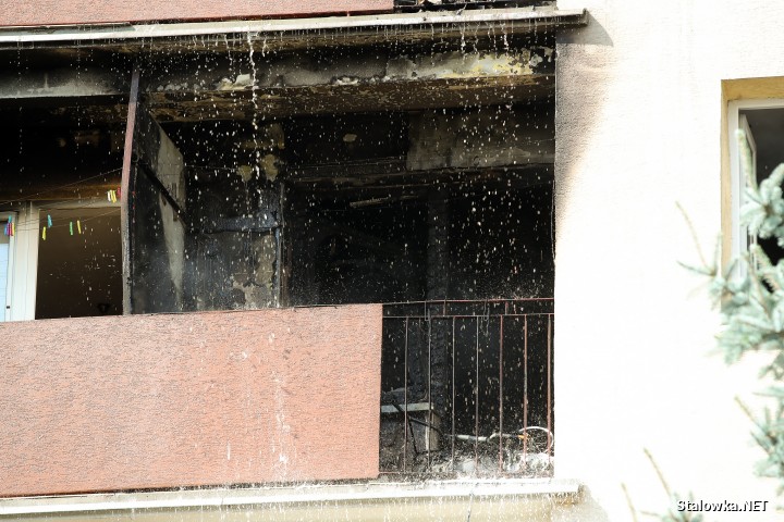 Stalowa Wola: pożar w bloku na Okulickiego.