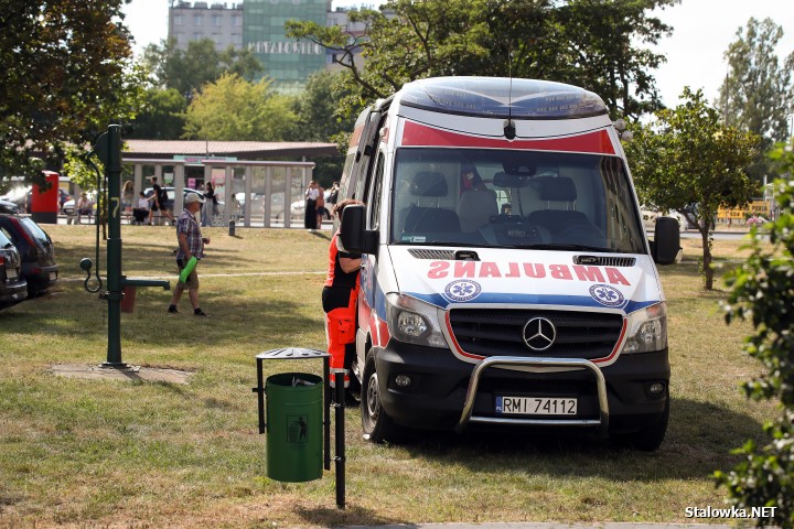 Stalowa Wola: pożar w bloku na Okulickiego.