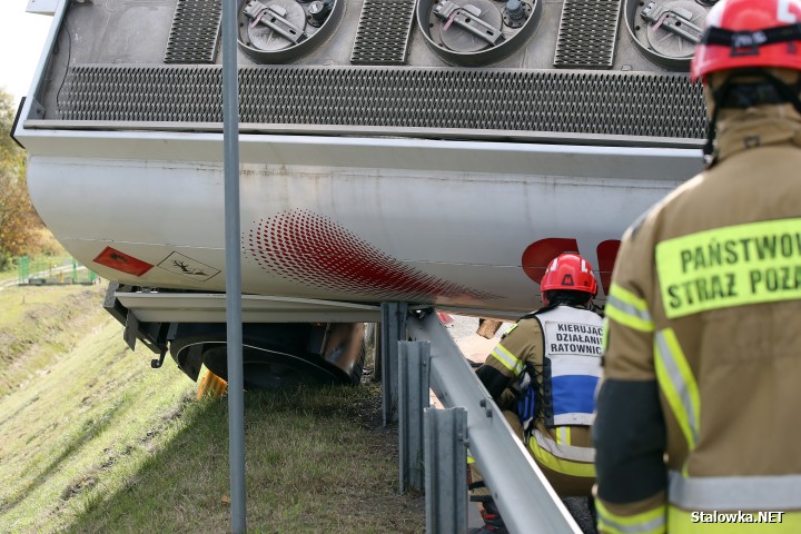 Cysterna zablokowała obwodnicę Stalowej Woli i Niska.