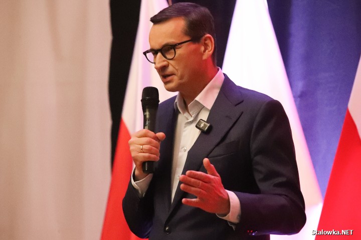 Morawiecki i Obajtek na spotkaniu w Stalowej Woli.