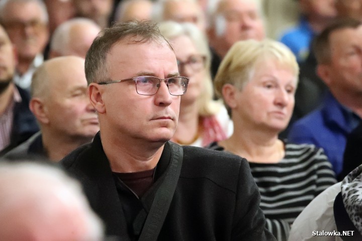 Morawiecki i Obajtek na spotkaniu w Stalowej Woli.