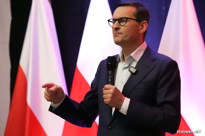 Morawiecki i Obajtek na spotkaniu w Stalowej Woli.