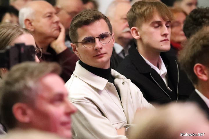 Morawiecki i Obajtek na spotkaniu w Stalowej Woli.