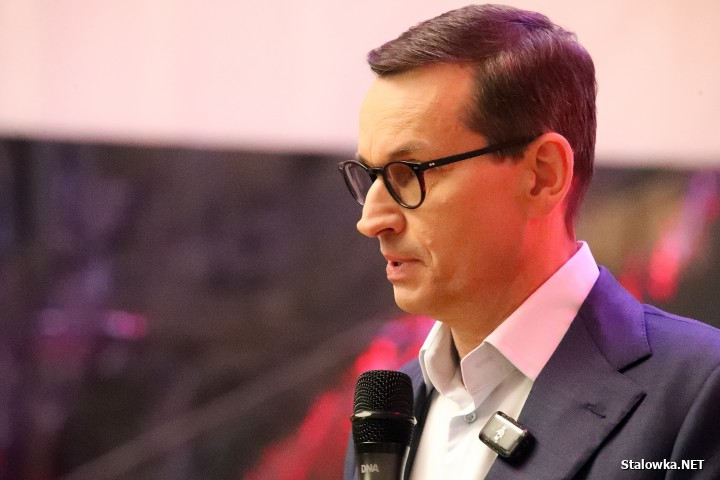 Morawiecki i Obajtek na spotkaniu w Stalowej Woli.