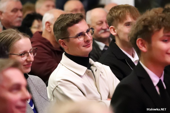 Morawiecki i Obajtek na spotkaniu w Stalowej Woli.