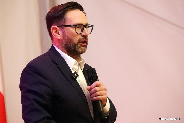 Morawiecki i Obajtek na spotkaniu w Stalowej Woli.