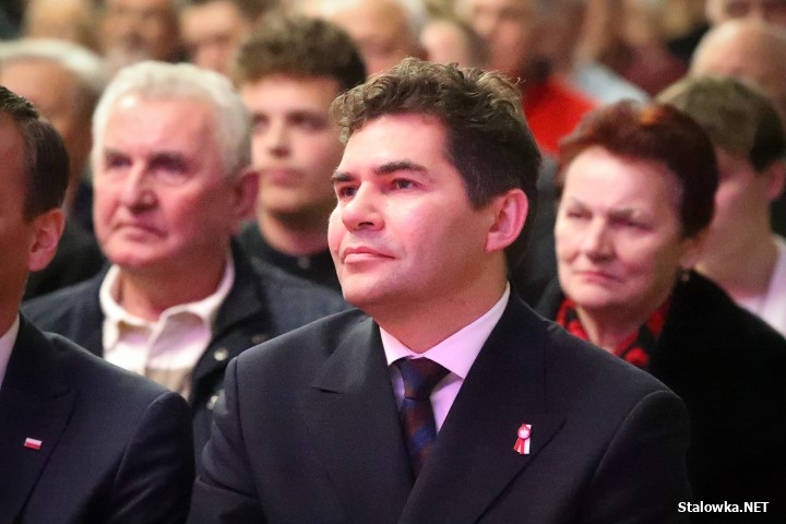 Morawiecki i Obajtek na spotkaniu w Stalowej Woli.