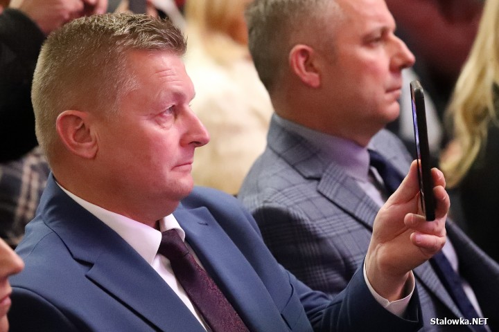 Morawiecki i Obajtek na spotkaniu w Stalowej Woli.