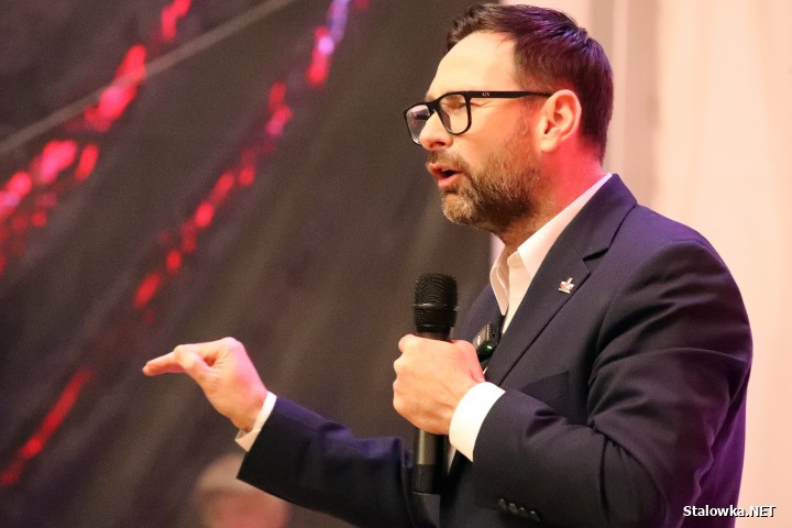 Morawiecki i Obajtek na spotkaniu w Stalowej Woli.