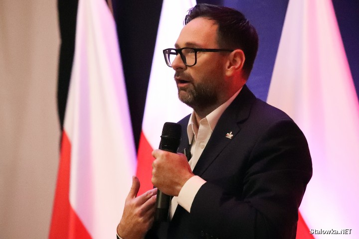 Morawiecki i Obajtek na spotkaniu w Stalowej Woli.