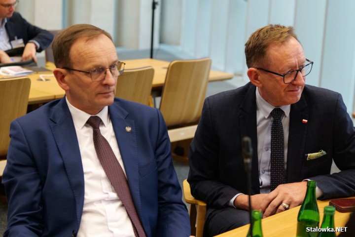 5 minut o atomie - tyle czasu na przedstawienie projektu na temat budowy małego reaktora SMR BWX-300 w Stalowej Woli dostali inwestorzy Orlen i Synthos Green Energy.