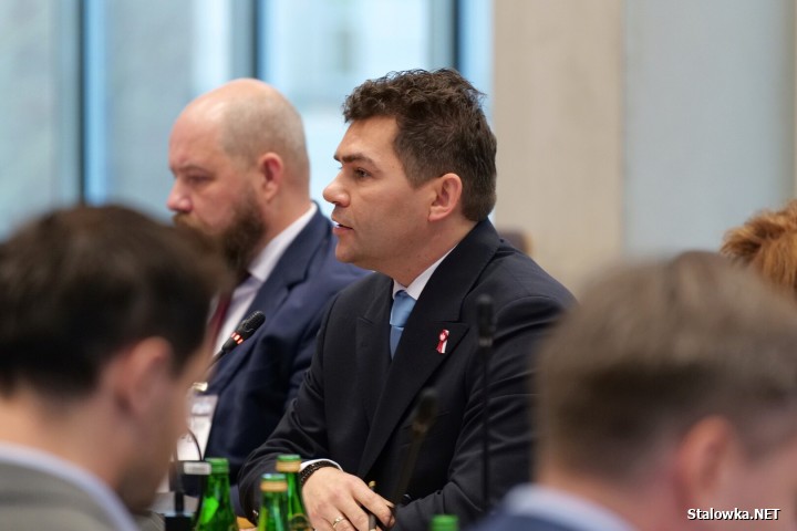 5 minut o atomie - tyle czasu na przedstawienie projektu na temat budowy małego reaktora SMR BWX-300 w Stalowej Woli dostali inwestorzy Orlen i Synthos Green Energy.