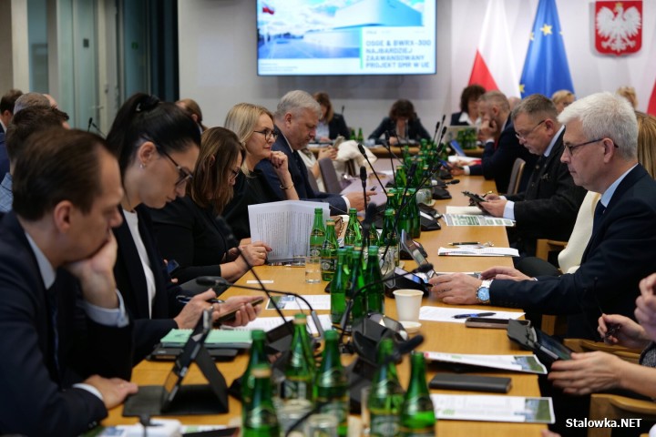 5 minut o atomie - tyle czasu na przedstawienie projektu na temat budowy małego reaktora SMR BWX-300 w Stalowej Woli dostali inwestorzy Orlen i Synthos Green Energy.