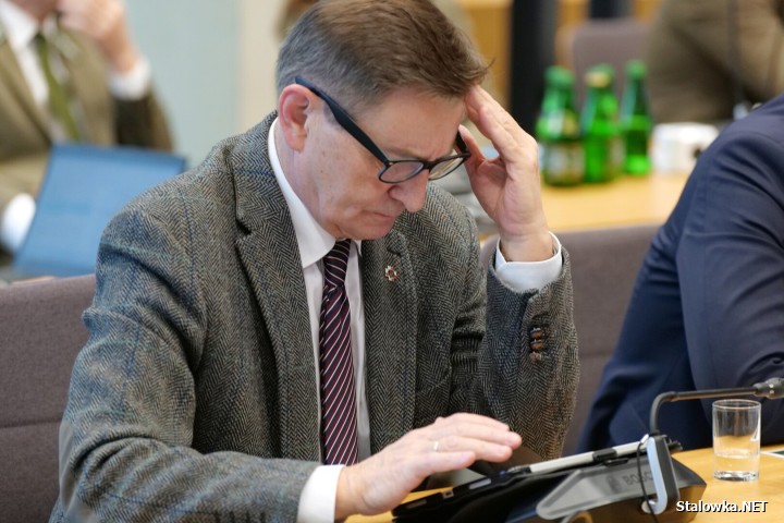 5 minut o atomie - tyle czasu na przedstawienie projektu na temat budowy małego reaktora SMR BWX-300 w Stalowej Woli dostali inwestorzy Orlen i Synthos Green Energy.