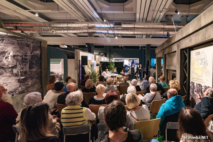 Mikołajkowe święta bez granic w Muzeum COP.