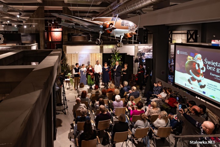 Mikołajkowe święta bez granic w Muzeum COP.