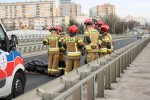 Na wiadukcie na ulicy Komisji Edukacji Narodowej w Stalowej Woli doszło do wypadku z udziałem skutera.