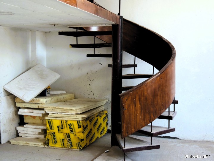 Istotnym elementem realizacji inwestycji jest ścisły nadzór konserwatorski. Zachowane i odtworzone zostaną charakterystyczne detale architektoniczne.