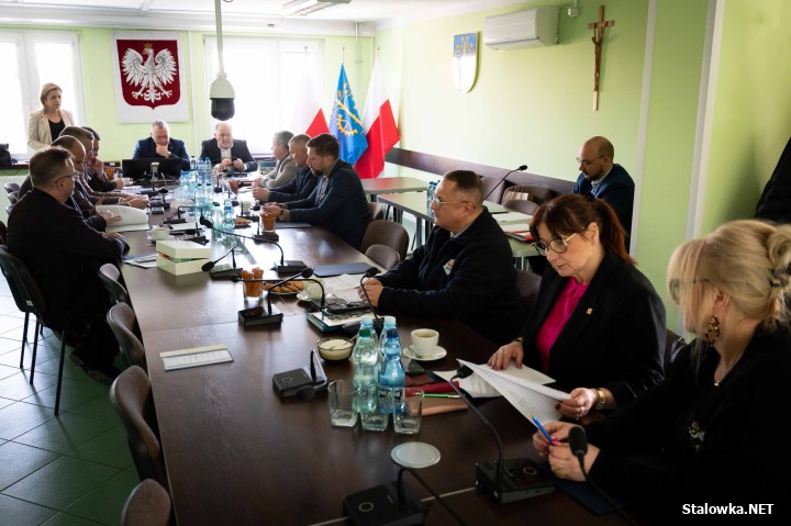 W Stalowej Woli odbyło się pierwsze posiedzenie Powiatowej Rady Rynku Pracy w nowym składzie. Kadencja Rady obejmuje lata 2026-2029.