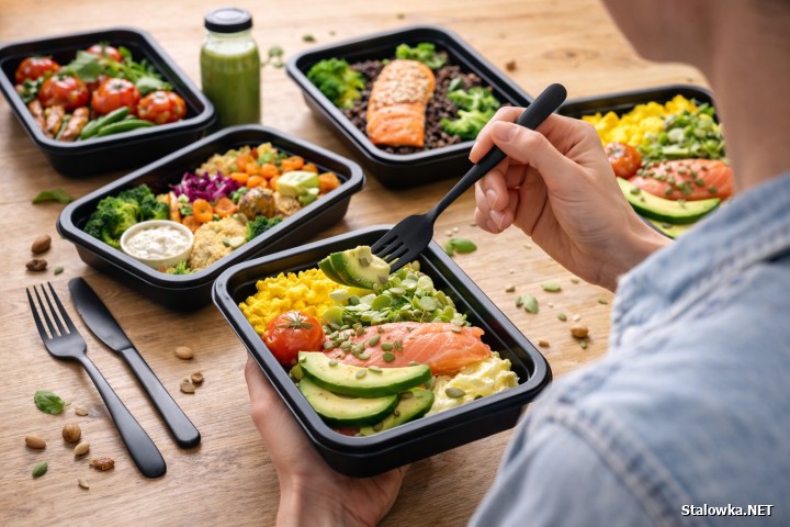 Dieta pudełkowa w Rzeszowie — jak wybrać catering, który pomoże zaoszczędzić sporo czasu?