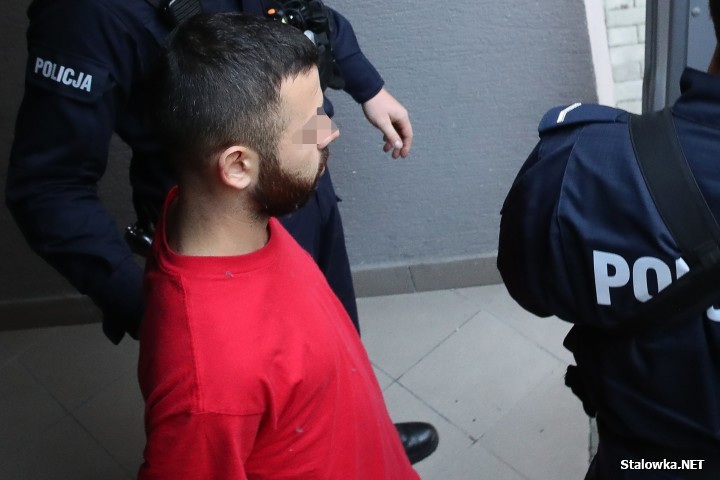 Kobieta i mężczyzna, obywatele Ukrainy wynajmowali w Stalowej Woli mieszkanie. To matka, 22-letnia wówczas Oksana P. i jej konkubent, 25-letni Vitalij S.