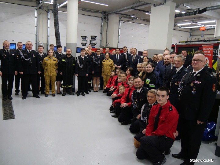 Łączna wartość doposażenia przekroczyła 1,1 mln zł i została sfinansowana z dofinansowania rządowego oraz wkładu własnego miasta.