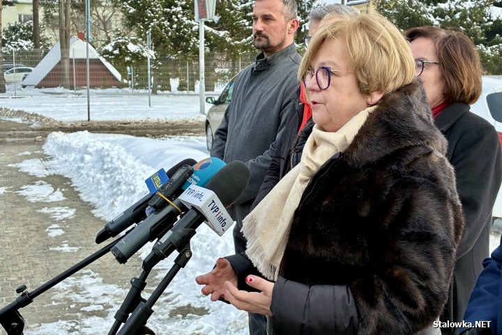 Konferencja prasowa członków Platformy Obywatelskiej w sprawie programu SAFE.