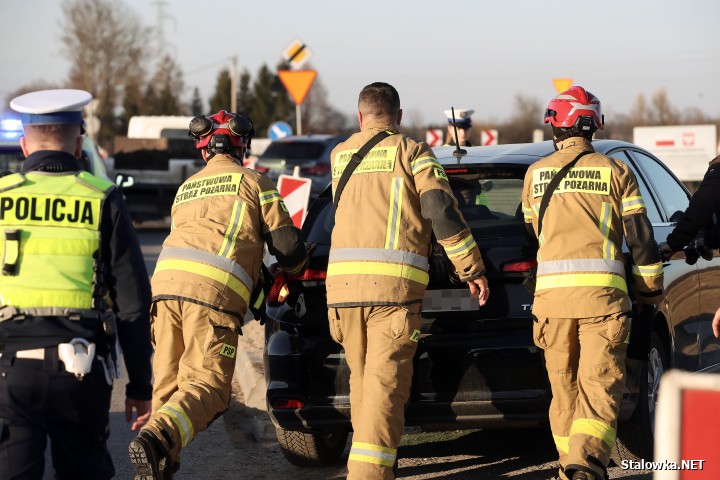 Zdarzenie drogowe na budowanym rondzie na DW-855 w Rzeczycy Długiej.