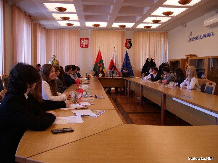 III Sesja Młodzieżowej Rady Miejskiej w Stalowej Woli.
