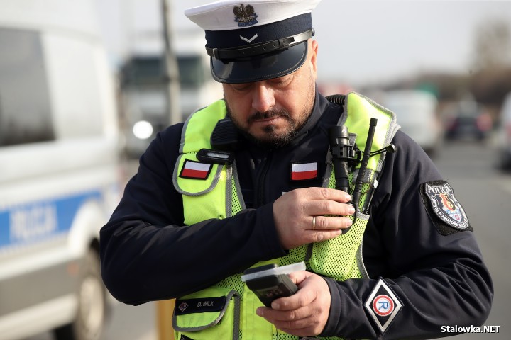 Potrącenie 49-latka na obwodnicy przy galerii VIVO! w Stalowej Woli.