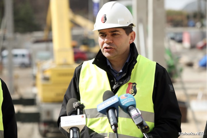 Plac budowy Centrum Sportów Młodzieżowych w Stalowej Woli.