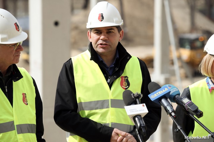 Plac budowy Centrum Sportów Młodzieżowych w Stalowej Woli.