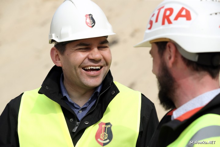 Plac budowy Centrum Sportów Młodzieżowych w Stalowej Woli.