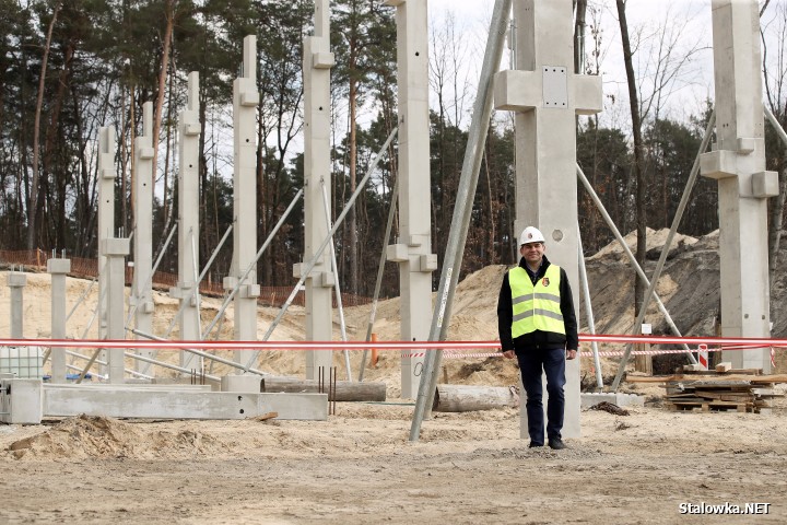 Plac budowy Centrum Sportów Młodzieżowych w Stalowej Woli.