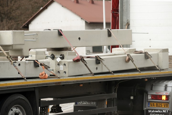 Plac budowy Centrum Sportów Młodzieżowych w Stalowej Woli.