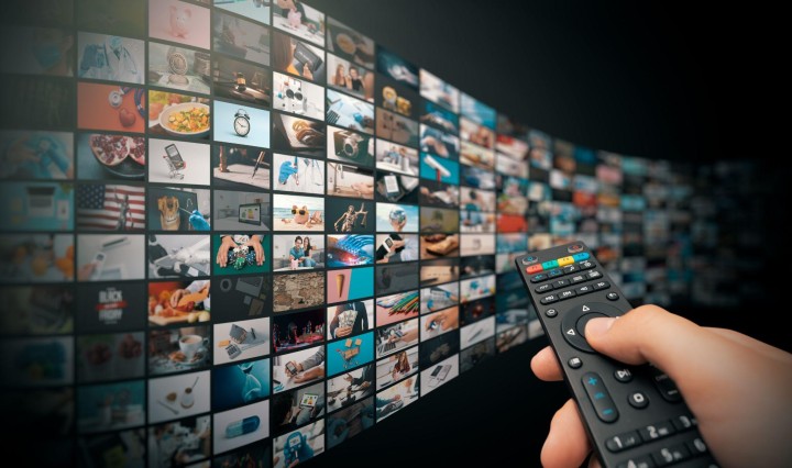 Nowoczesna telewizja - sprawdź, jakie kanały i pakiety tematyczne są teraz na topie