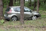 Auto wjechało w drzewo. Poszkodowana trafiła do szpitala.