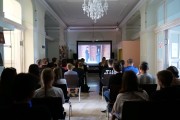 Film zaprezentowano podczas premiery 17 czerwca w Galerii Alfonsa Karpińskiego w Stalowej Woli.