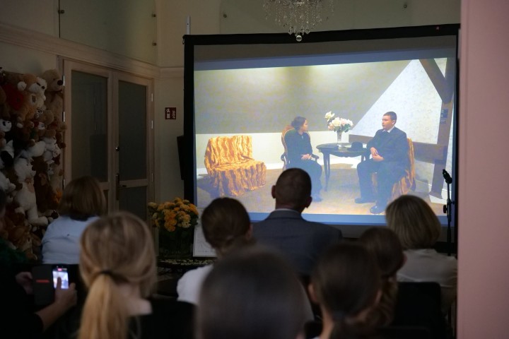 Film zaprezentowano podczas premiery 17 czerwca w Galerii Alfonsa Karpińskiego w Stalowej Woli.