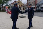 Święto Policji na rozwadowskim Rynku. Funkcjonariusze odebrali awanse i odznaczenia.