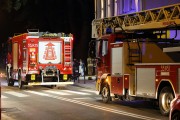 Strażacy zanim odjechali upewnili się ponownie, czy rzeczywiście nie ma zagrożenia pożarowego.