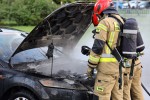 Pożar samochodu na Alejach Jana Pawła II w Stalowej Woli.