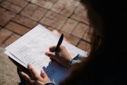 Jak robić czytelne notatki? Proste sposoby dla uczniów i studentów.