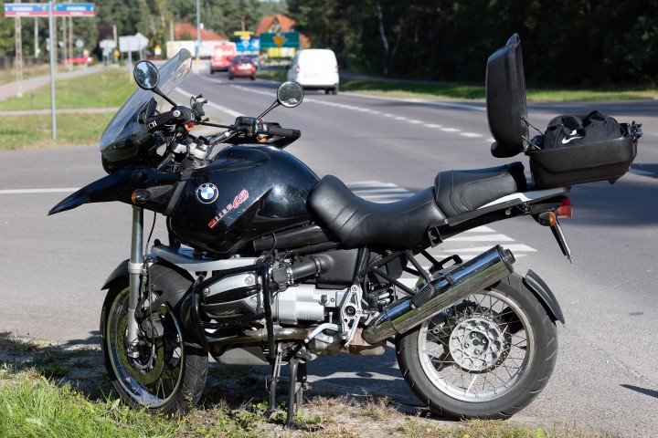 Ranny motocyklista z BMW trafił do szpitala. Do wypadku doszło w gminie Pysznica.