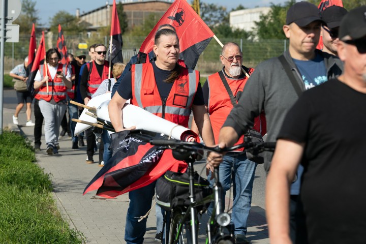 Pikieta przed Hutą Stalowa Wola S.A.