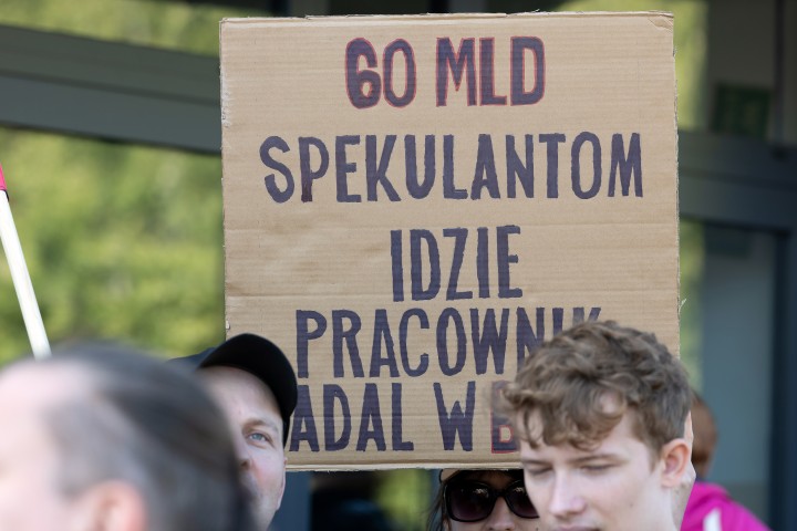 Pikieta przed Hutą Stalowa Wola S.A.