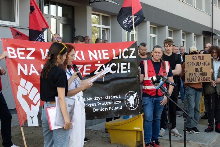 Pikieta przed Hutą Stalowa Wola S.A.