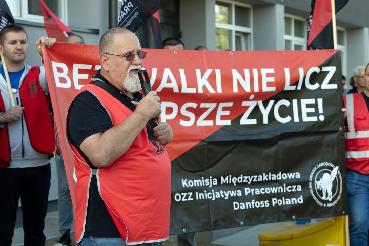 Pikieta przed Hutą Stalowa Wola S.A.