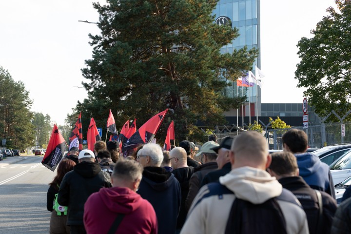 Pikieta przed Hutą Stalowa Wola S.A.