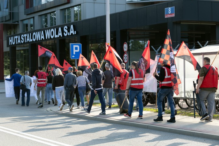 Pikieta przed Hutą Stalowa Wola S.A.